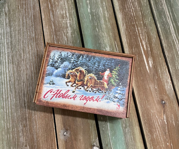 Флажки деревянные на елку "С новым годом! ", 10 штук в коробке (художник В.Зарубин)